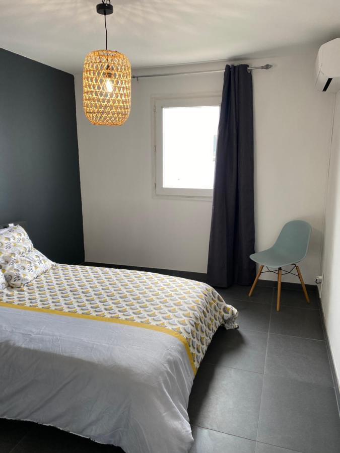 Romarine Appartement Sainte-Clotilde Buitenkant foto